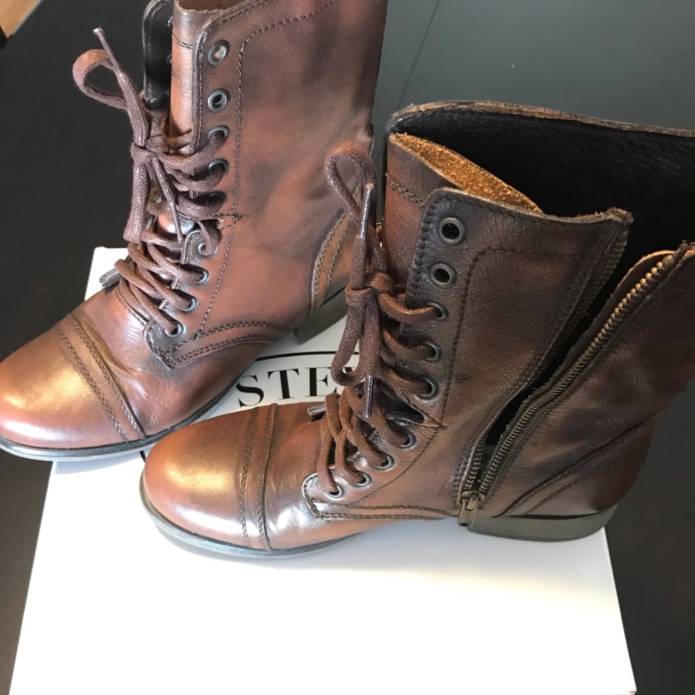 Steve Madden Troopa Lace Up Boots Women’s 8